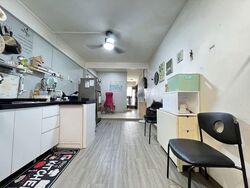 Blk 144 Bukit Batok West Avenue 6 (Bukit Batok), HDB 3 Rooms #588261621